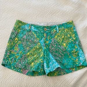 Lilly Pulitzer Callahan shorts Sz 6, like new!